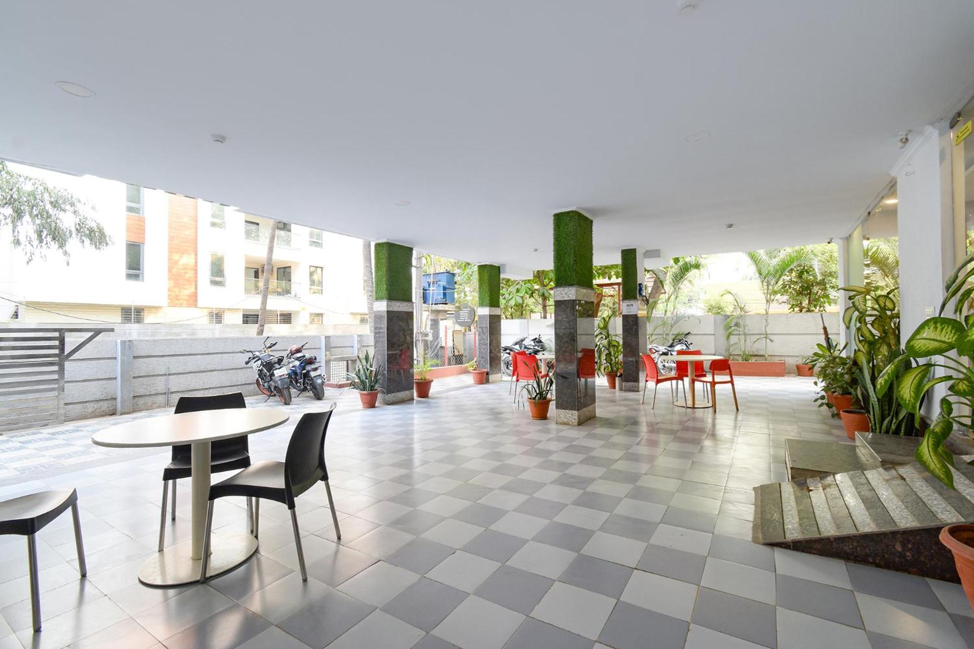 Fabhotel The Cinco Primera - Nr Kbr Park, Banjara Hills Hyderabad Exterior photo